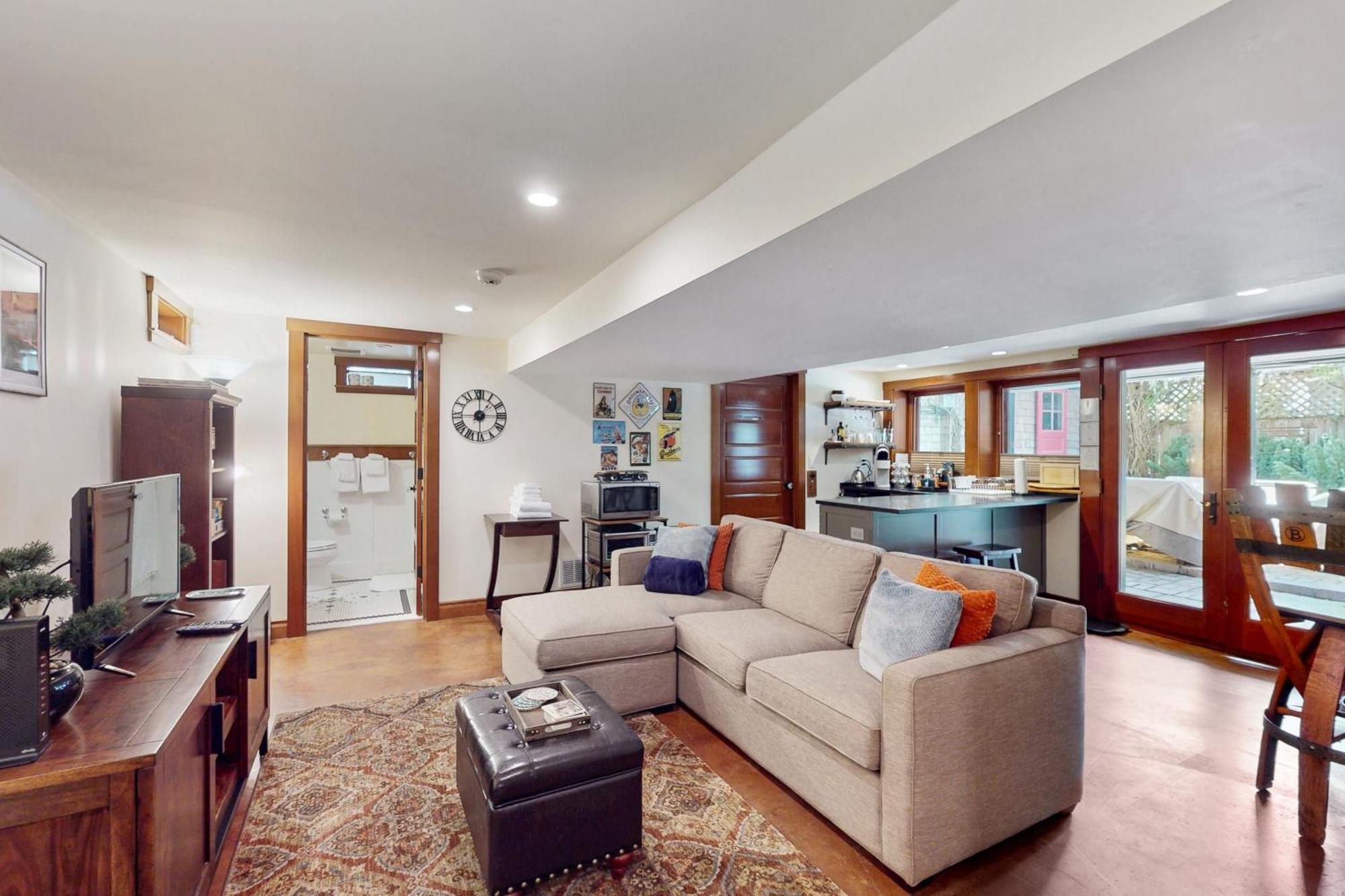 Volunteer Park Vacation Aparthotel Сиатъл Екстериор снимка